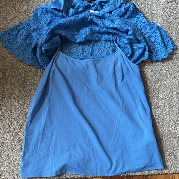 Banana Republic Blue Ruffled Buttoned Polo Blouse (New With Tags) - Picture 4 of 4